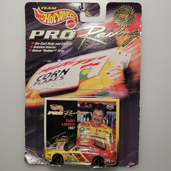 HOT WHEELS Pro-Racing Terry Labonte Collector 1997 1st Edition Car Model - Picture 6 of 16